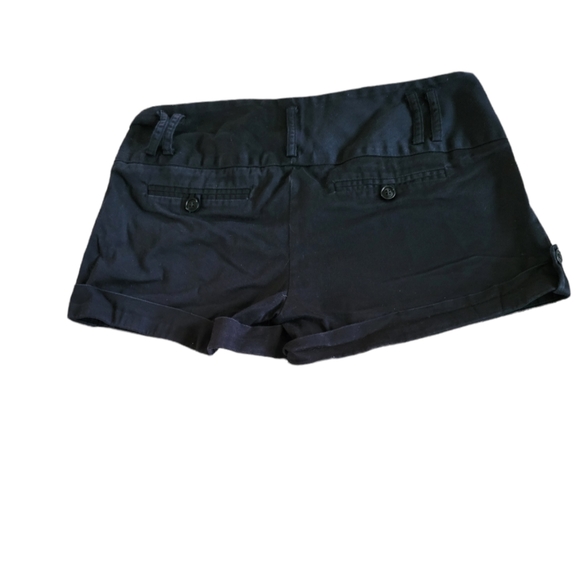 Pleated Black Shorts Size 5 - Picture 3 of 4